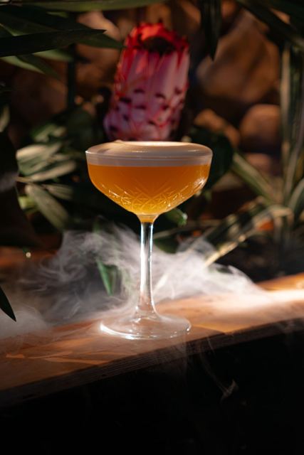 Cocktail op de bar bij Bambooz