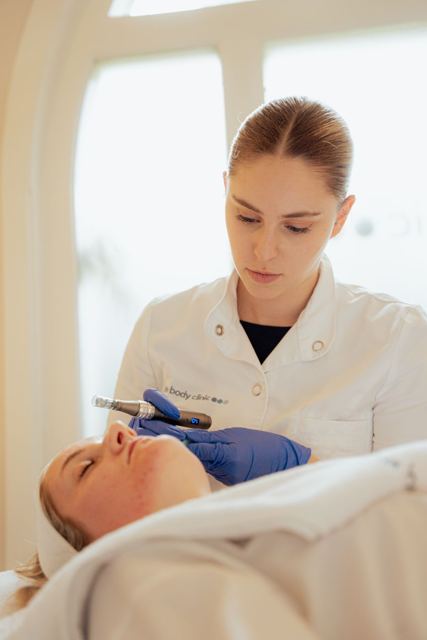 Behandeling bij daglicht bij Body Clinic